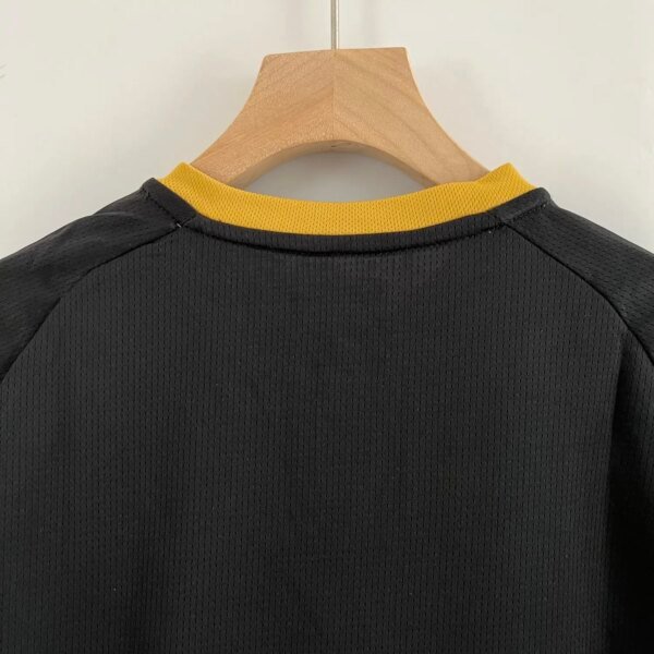 23-24 Venezia FC Home Kids Kit - Image 6