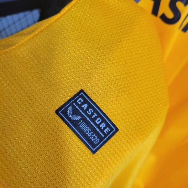 23-24 Wolves Home Fans Jersey - Image 4