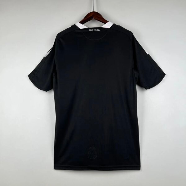 08-09 Real Madrid Third Retro Jersey - Image 7