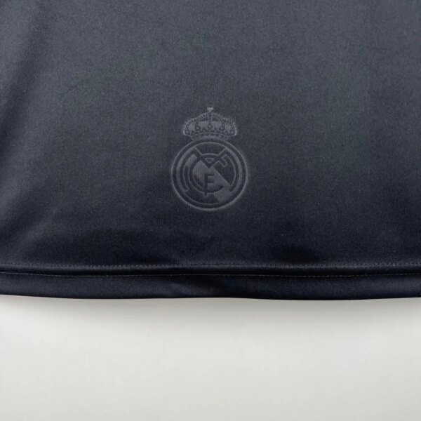 08-09 Real Madrid Third Retro Jersey - Image 8