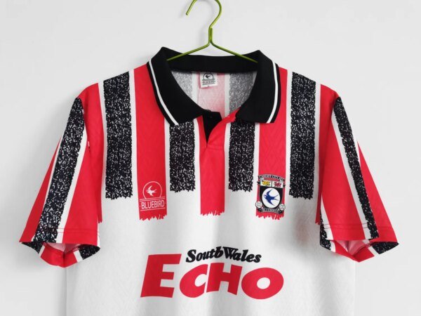 1994-96 Cardiff City Home Retro Jersey - Image 4