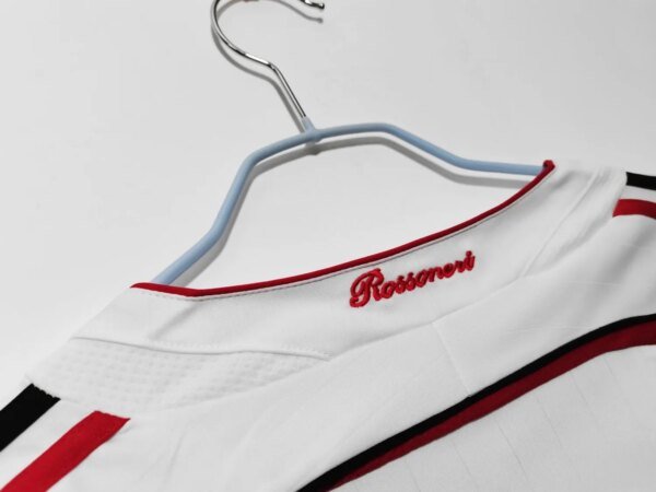 2006-07 AC Milan Away Retro Jersey - Image 8