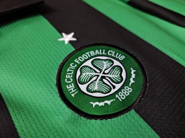 2006-07 Celtic Away Retro Jersey - Image 3