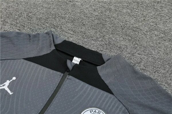 23-24 PSG Player Version Training Suit - Image 4