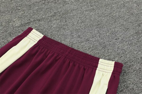 24-25 Bayern Munich Red Training Suit - Image 7