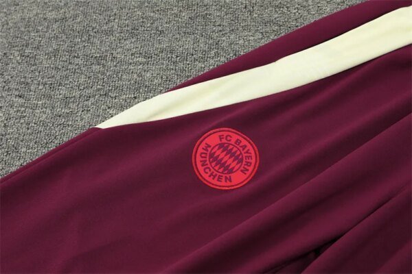 24-25 Bayern Munich Red Training Suit - Image 8