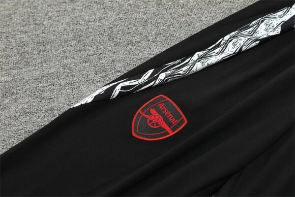 24-25 Arsenal Black Training Suit - Image 8
