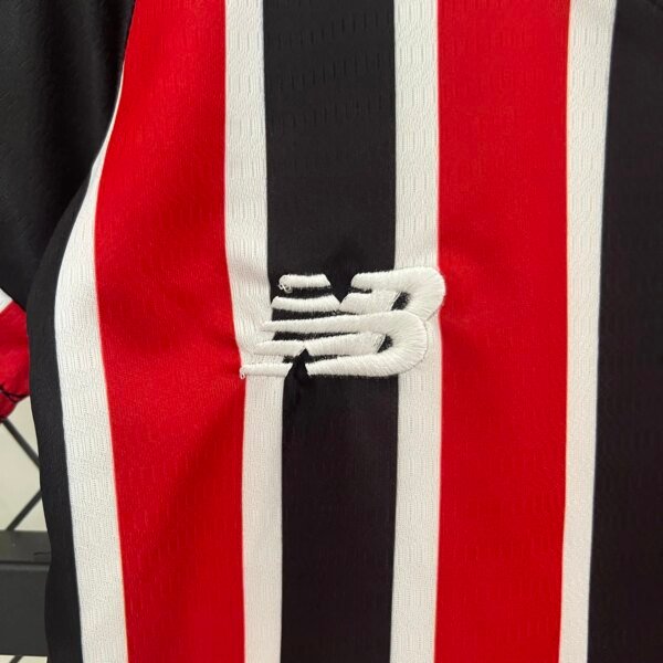 24-25 Sao Paulo Away Kids Kit - Image 2