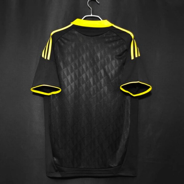 10-11 Liverpool Third Retro Jersey - Image 3
