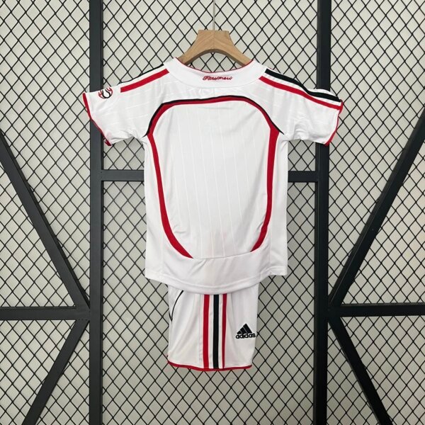 Retro 06-07 AC Milan Away Champions Leagu Kids Kit - Image 5
