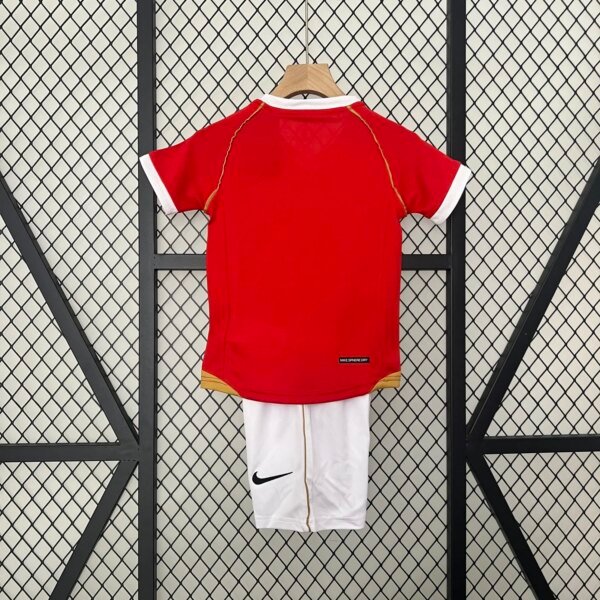 Retro 06-07 Manchester United Home Kids Kit - Image 5