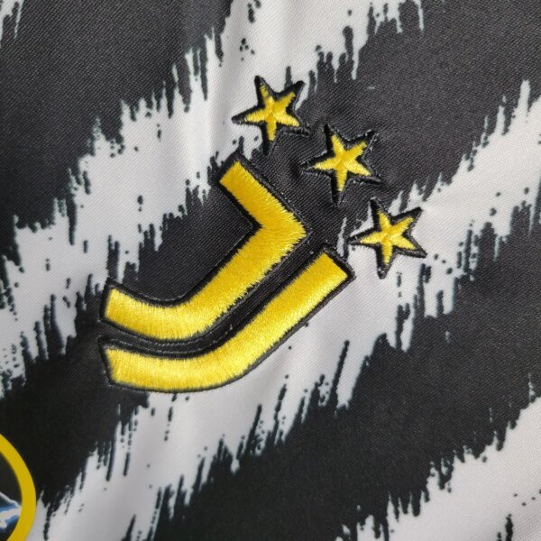 23-24 Juventus Home Kid Kit - Image 2