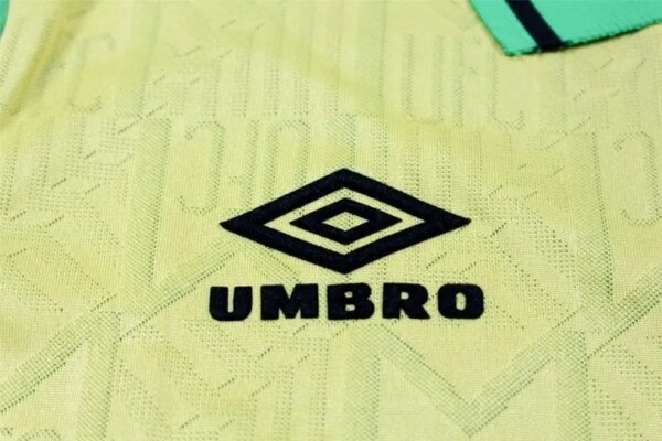 1992-93 Manchester United Away Retro Jersey - Image 5