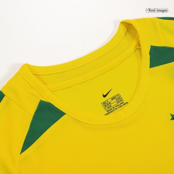 Brazil RONALDINHO #11 Home  Jersey Retro 2002/03 - Image 3