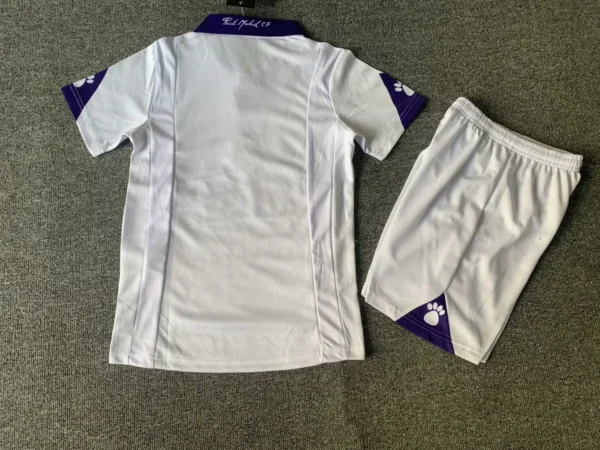 97-98 Real Madrid Home Kids Kit - Image 2