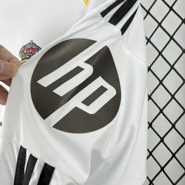 Real Madrid Home Long Sleeve Kit 25-26 - Image 3