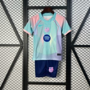 25-26 Barcelona Special Kids Kit