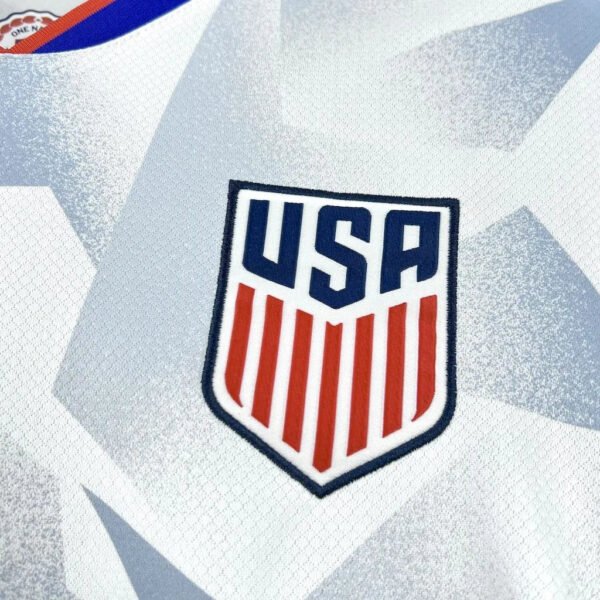 2025 USA Home Kit - Image 2