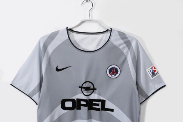 PSG Away Kit Retro 01-02 - Image 2